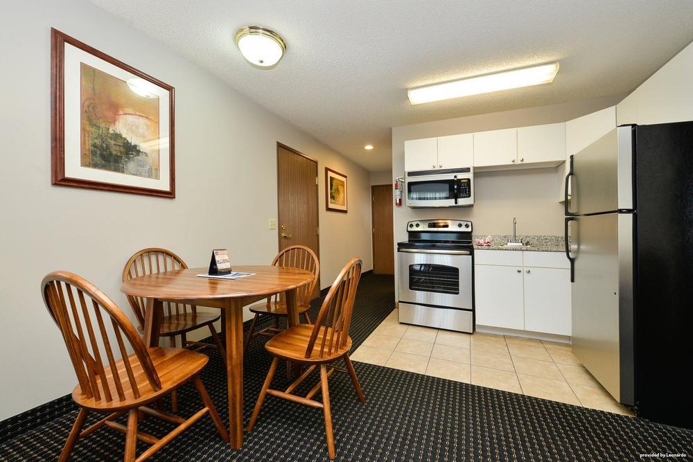 Western Park Oasis Hotel 3*