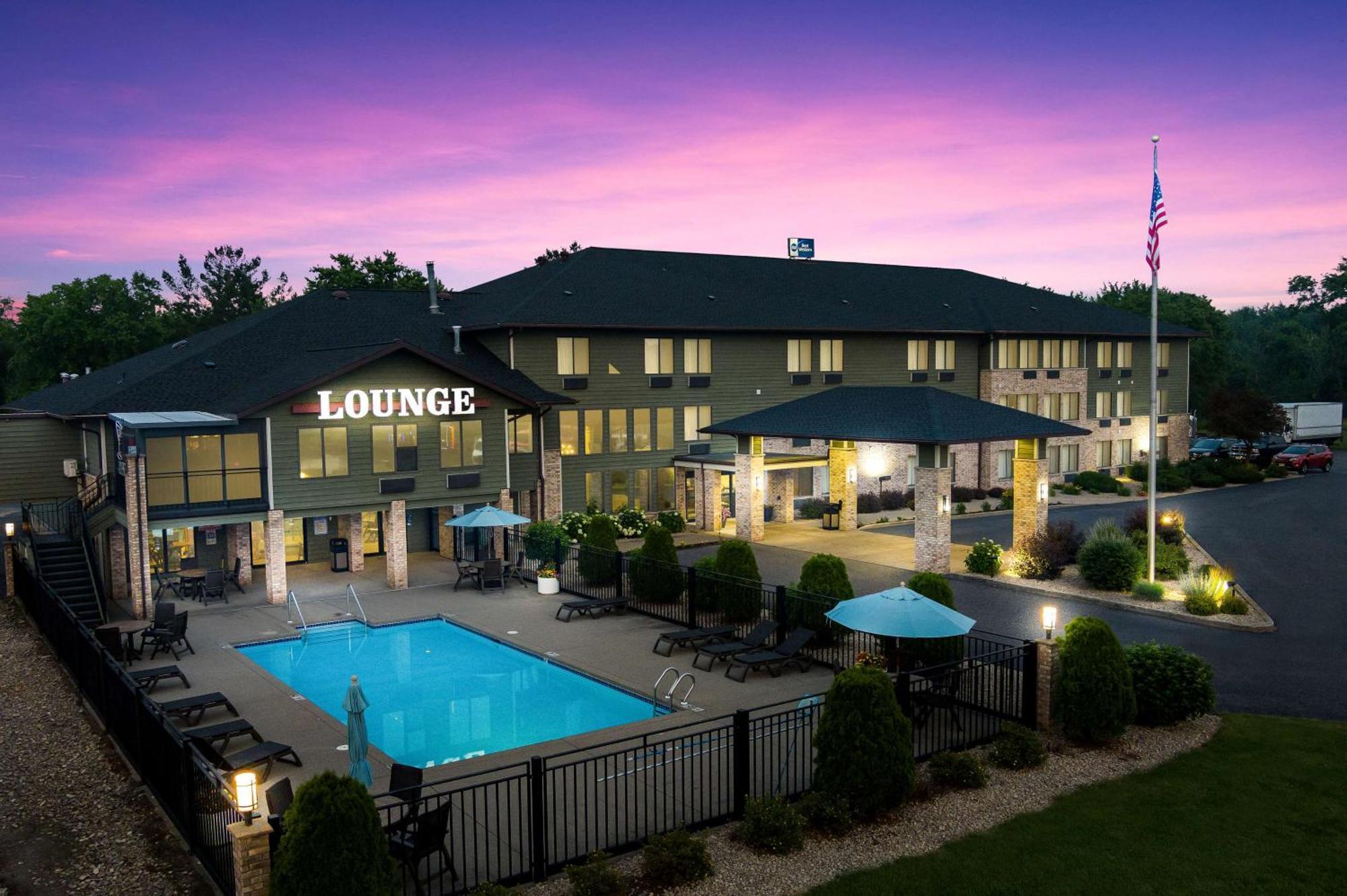 Western Park Oasis Hotel