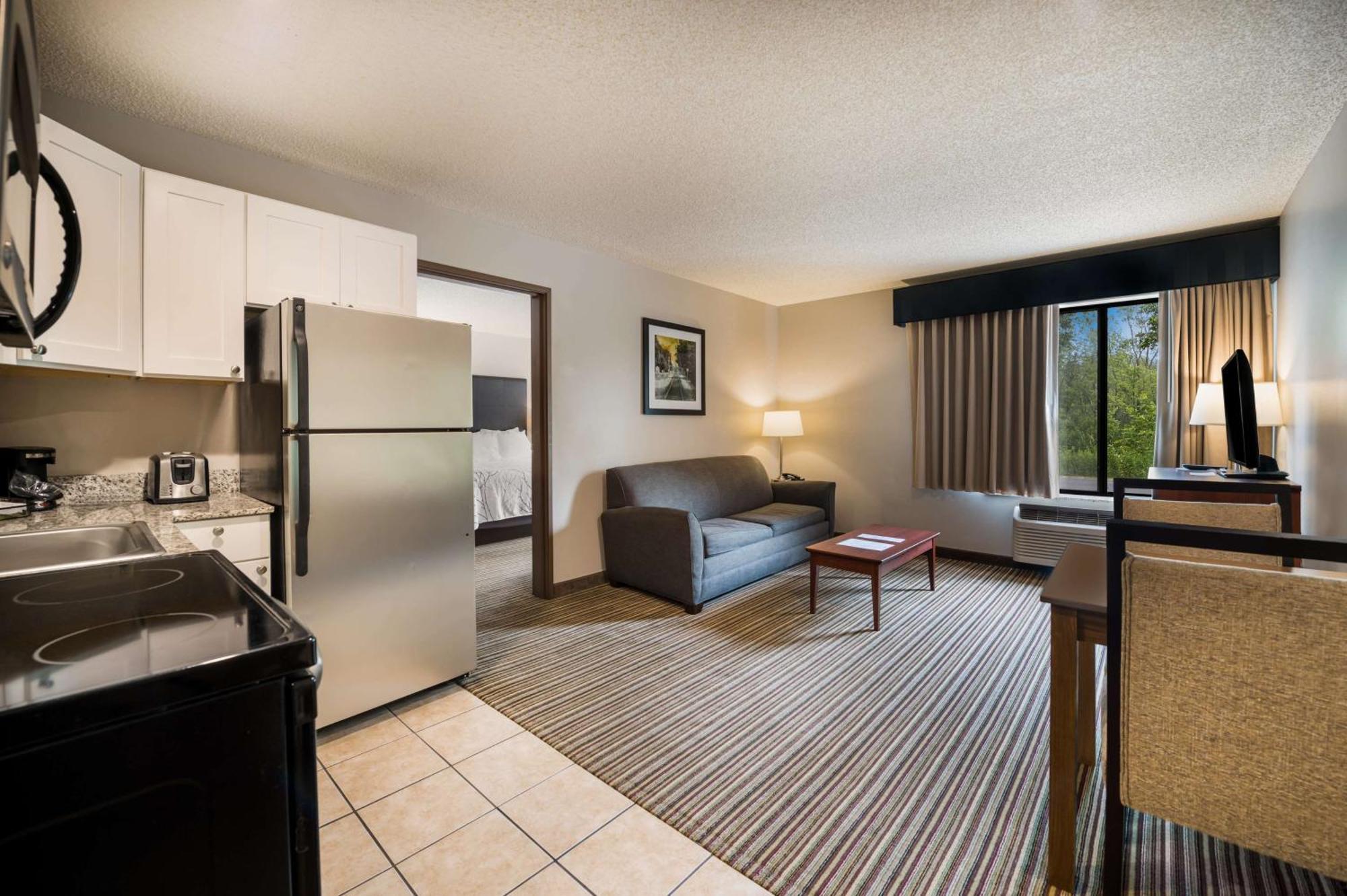 Western Park Oasis 3*